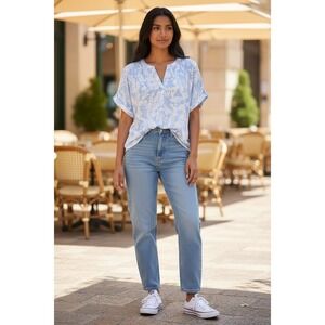 new woman lucky brand blouse size M short sleeve floral print blue
